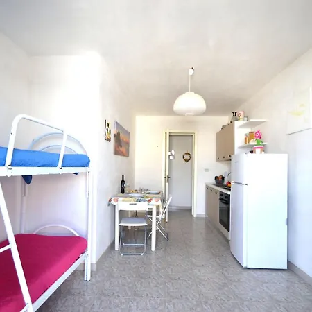 Pt57 Casa Per 4 Pax Alba بيت للعطل